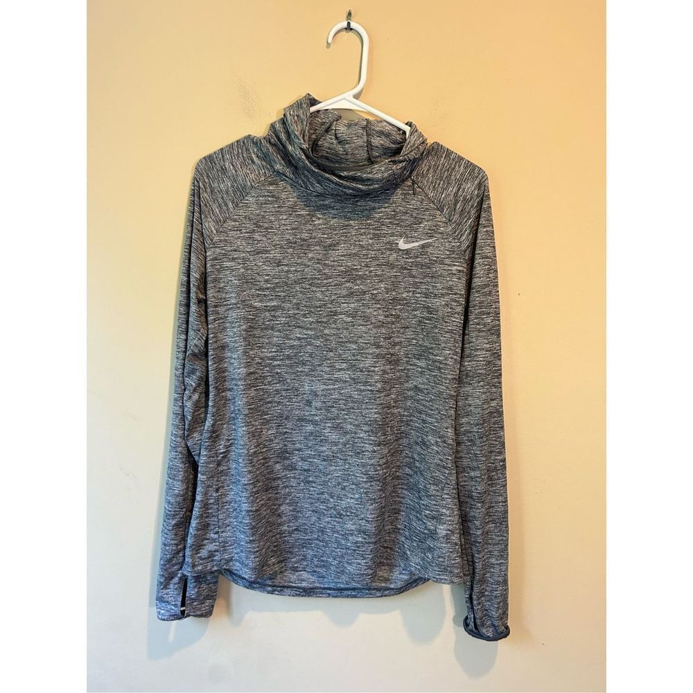 nike sweatshirt